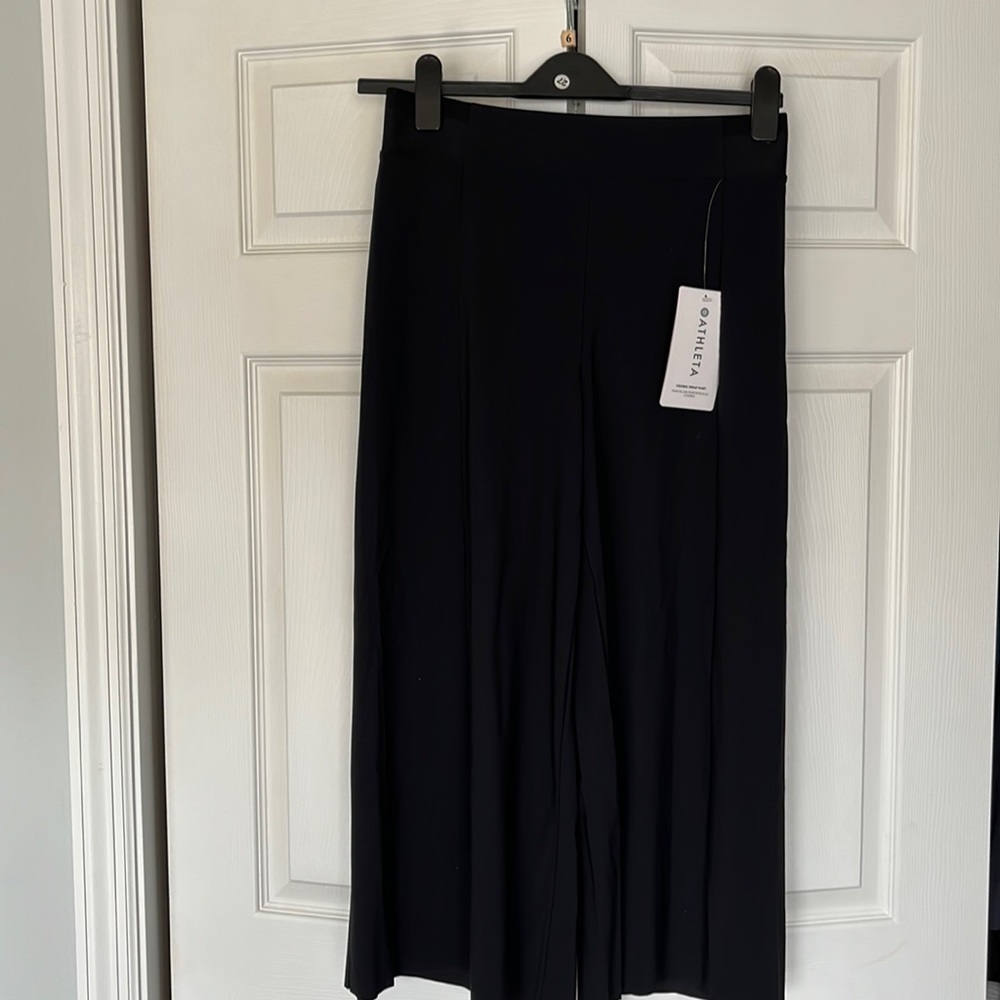 Athleta Wide Leg Cosmic Wrap Crop Pant